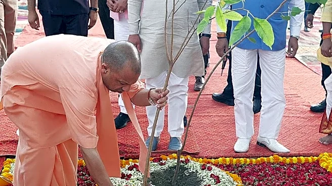 'Ek Ped Maa Ke Naam 3.0' Campaign To Boost Green Consciousness In UP Schools In July