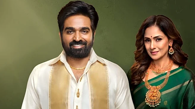 Vijay Sethupathi And Simran Come Together To Launch Regal Jewellers In Tamil Nadu
