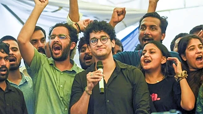 Delhi Returns To Normal: Internet Is Restored, 18 Metro Stations Reopen As Jantar Mantar Protest Ends After 49 Days