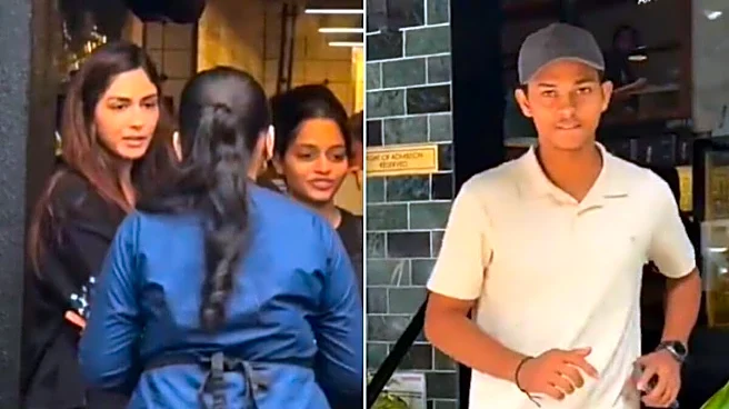 33-Year-Old Mrunal Thakur Dating 24-Year-Old Cricketer Yashasvi Jaiswal?  Here's Why The Internet Thinks So