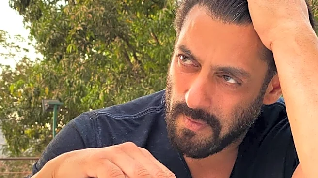 Salman Khan Eats In Front Of A Mirror Reveals Shailendra Singh; Here's What It Means