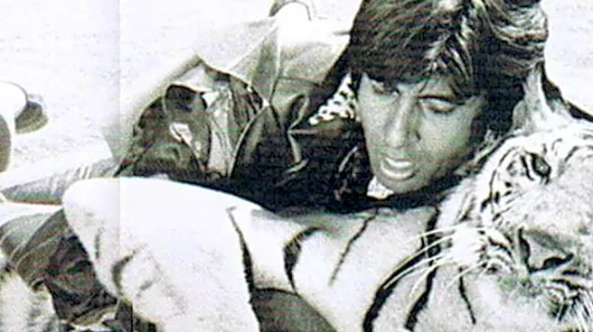 Amitabh Bachchan Fought An Untrained Tiger After Abhishek's Birth? Stuntman Reveals What Happened