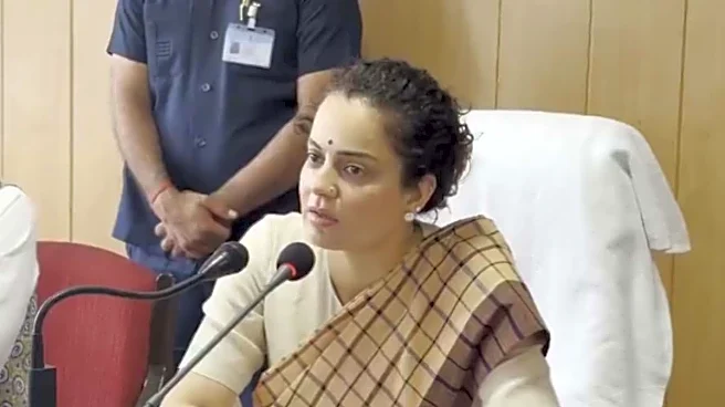 'Get The Bl***y Job Done': Mandi MP Kangana Ranaut Schools Babus Over Unspent MPLAD Funds | Video