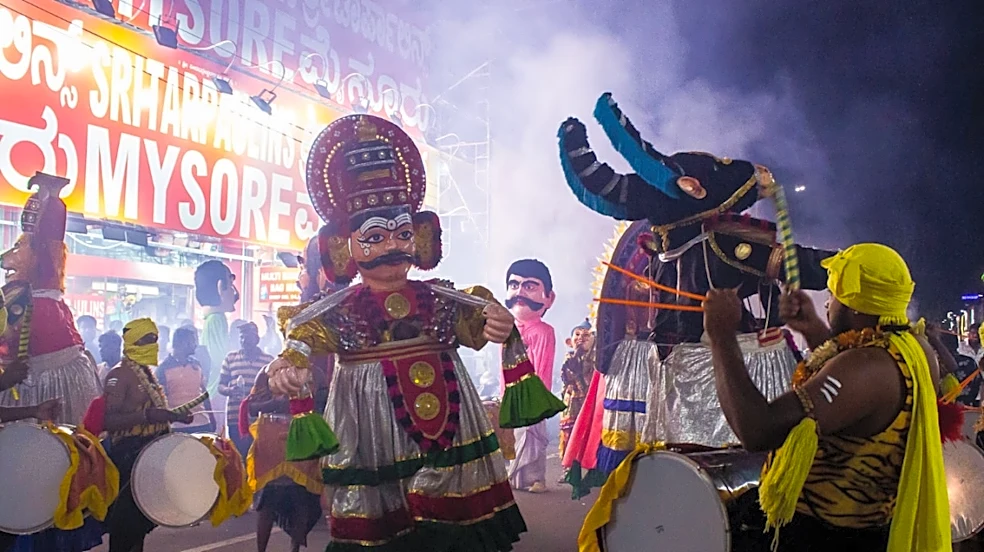 From Bastar’s 75-Day Festival To Mysuru’s Royal Parade, 8 Fascinating Ways India Celebrates Dussehra