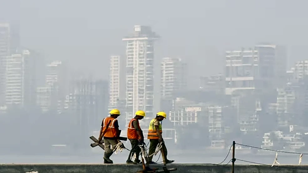 Mumbai Ranks Third Most Polluted City Globally At AQI 176 — Only Lahore, Delhi Are Worse