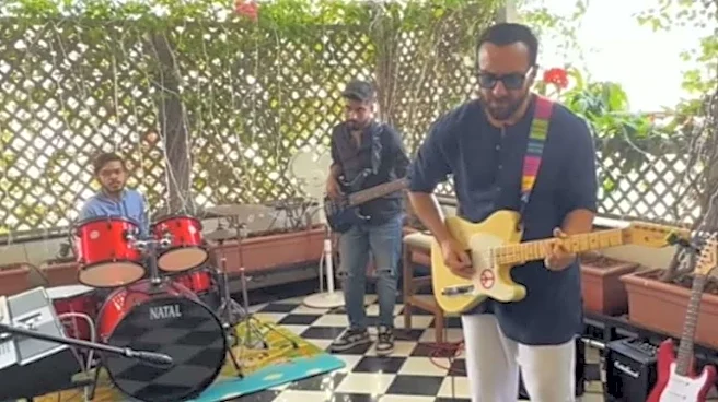 Saif Ali Khan Plays Electric Guitar, Sets Up A Band On His Balcony; Kareena Kapoor Reacts | Watch
