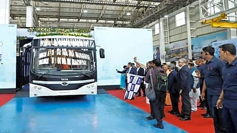 Tata Motors marks 1 millionth vehicle at Lucknow plant
