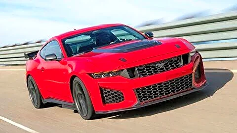 Ford unveils Mustang Dark Horse SC with 795hp 5.2L V8