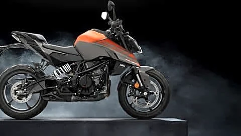 KTM India launches 350cc Duke and Adventure under 18% GST