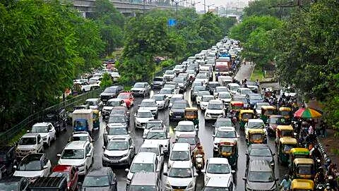 FADA warns West Asia conflict threatens auto exports, oil, aluminum