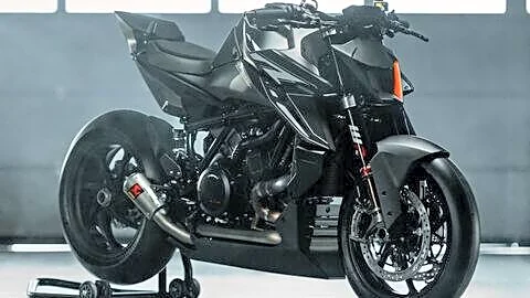 KTM unveils racetrack-only 1390 Super Duke RR Track, 100 units