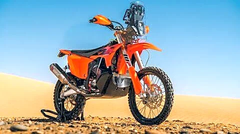KTM unveils 2027 450 Rally Replica and Luciano Benavides edition