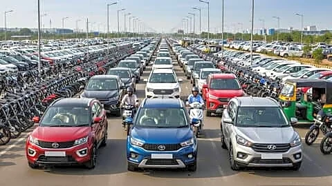 India's auto industry records April sales of 437,000 passenger vehicles
