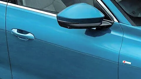 Audi teases 3rd-generation Q7 SUV arriving in June before Q9