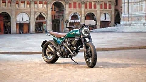 Ducati India opens Scrambler Nightshift bookings with emerald 1970s livery