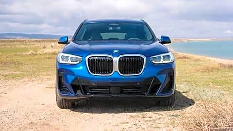 BMW iX3 50L xDrive covers 800km on single charge