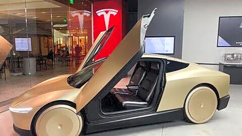 Tesla's self-driving Cybercab rated 165 Wh/mi after EPA testing adjustments