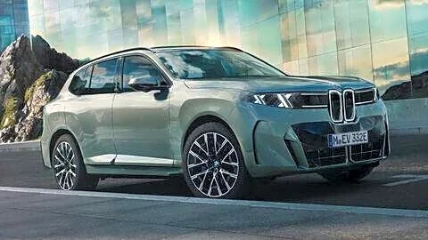 BMW unveils 5th-generation X5 with all-electric iX5 and digital interior