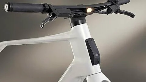 Canyon launches Roadlite:ON V2X e-bike to share safety data