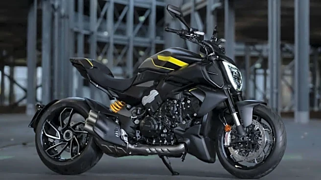 Ducati Diavel V4 Black roadster launched at ₹30L