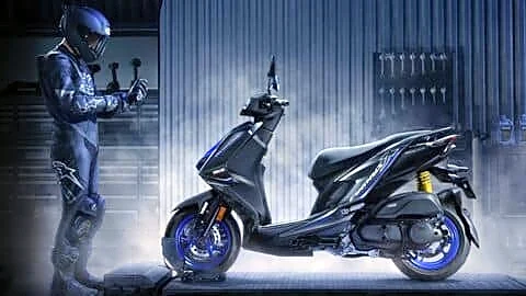 Yamaha unveils Cygnus X Special Edition with YZF-R1M styling