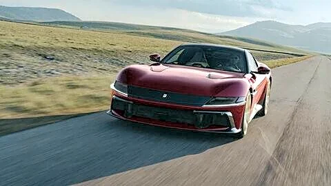 Ferrari unveils 12Cilindri Manuale with Manuale By-Wire and 8-speed automatic