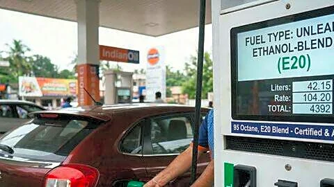 Fuel dealers in India seek payment for mandated E20 testing