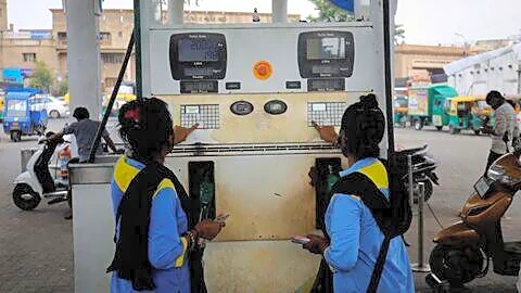 India mandates 1 in 3 fuel outlets offer alternative fuels