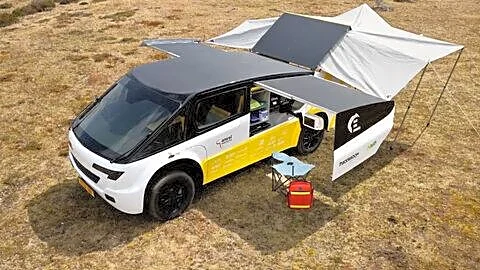 Kenya tests Stella Juva solar ambulance by Dutch university students