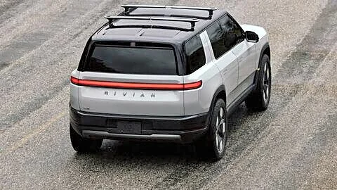 Rivian recalls about 14 R2 SUVs for loose battery fasteners