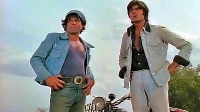 'Sholay': Dharmendra shot real bullet past Amitabh Bachchan?