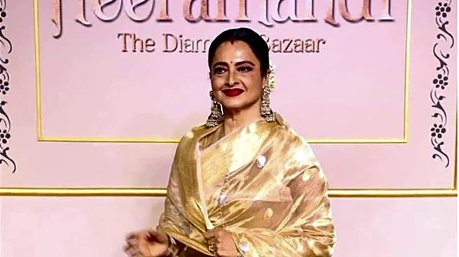 Is Rekha planning big-screen comeback?