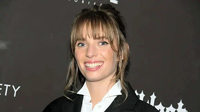 'Stranger Things' star Maya Hawke wants to unite Hollywood, Bollywood