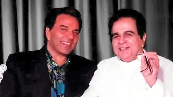 Did Dharmendra sneak into idol Dilip Kumar's home before debut?