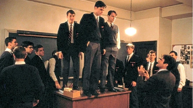 'Dead Poets...': Ethan Hawke was 'aware' of Robin Williams's struggles