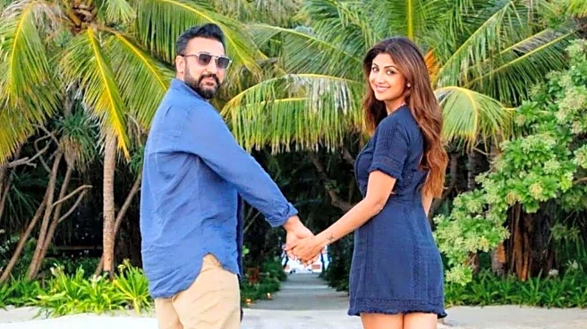 Deposit ₹60cr to suspend LOC: Bombay HC tells Shilpa-Raj