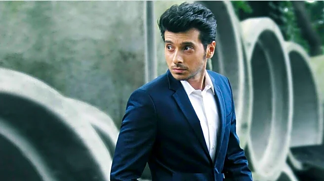 'Same coin...': Divyenndu on playing a gangster and a cop