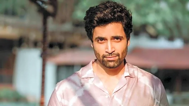 Adivi Sesh to ring in New Year while shooting 'Dacoit'