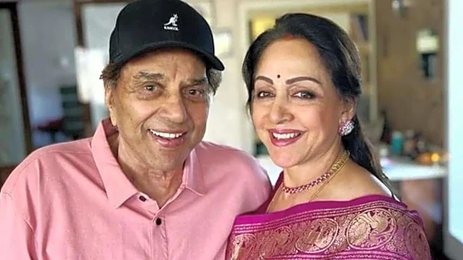 'Seeing him sink was difficult': Hema on Dharmendra's final days