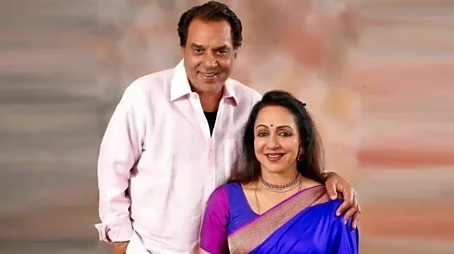 Shobhaa De claims Prakash Kaur 'sidelined' Hema Malini post-Dharmendra's death