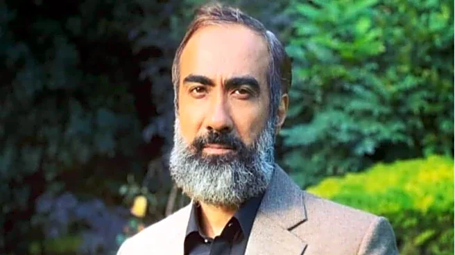 'Not healthy': Ranvir Shorey on long working hours in industry