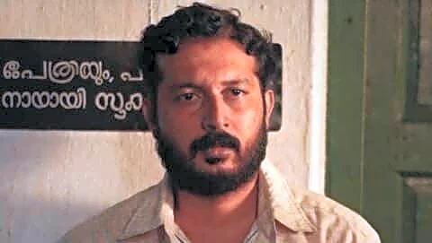 'Pallichattambi' 1st look reveals Mathew as Rathnakaran, Antony directs Thomas