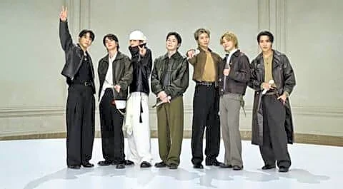 BTS comeback 'Arirang' tops Billboard 200 with 532,000 1st-week copies