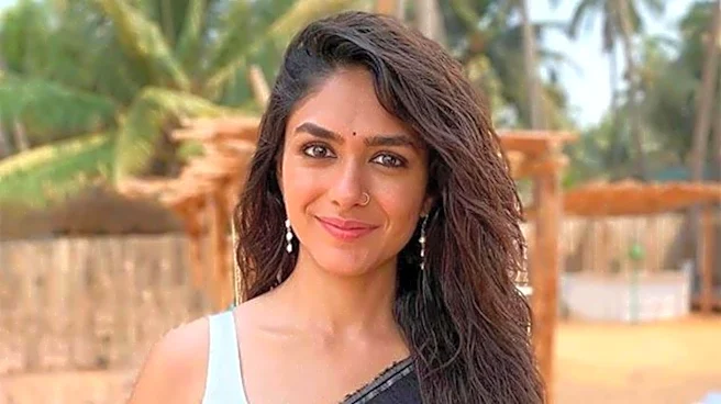 'Hai Jawani Toh Ishq…': Mrunal completes dubbing for upcoming film