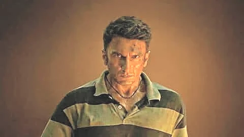 Singh's 'Dhurandhar: The Revenge' totals ₹895cr at Indian box office