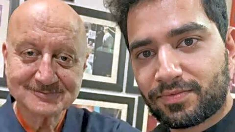 Kher calls Raina 'almost a genius' after actor's prepare meeting