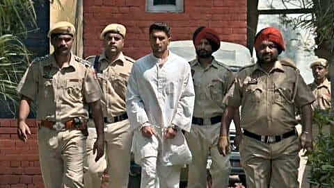 'Dhurandhar: The Revenge' becomes 1st Hindi film near ₹1,100cr net