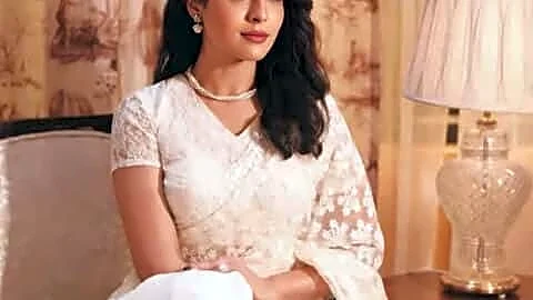 Kamra channels 1970s glam in 'Matka King' inspired by legends