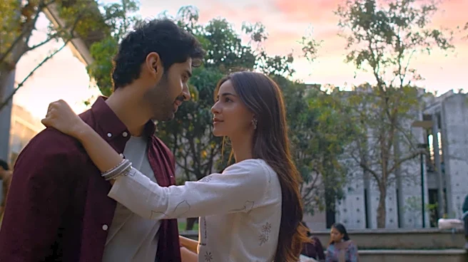 'Chand Mera Dil': Ananya, Lakshya showcase their chemistry in 'Khasiyat'