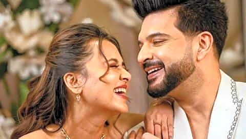 Kundrra denies secret marriage with Prakash, calls screenshots manipulated
